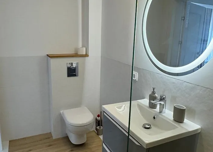 Hotel Anna And Mielno (Koszalin)